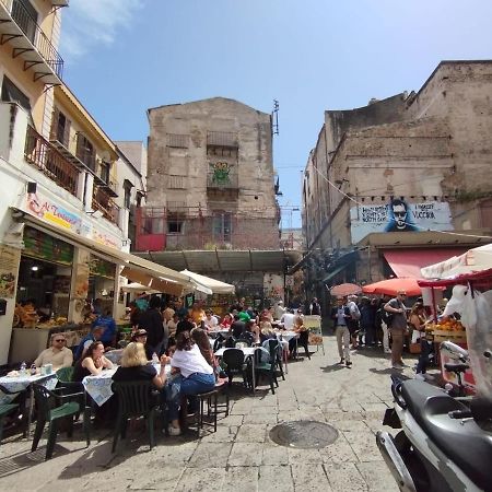 Apartment By The Market Palermo Exterior photo