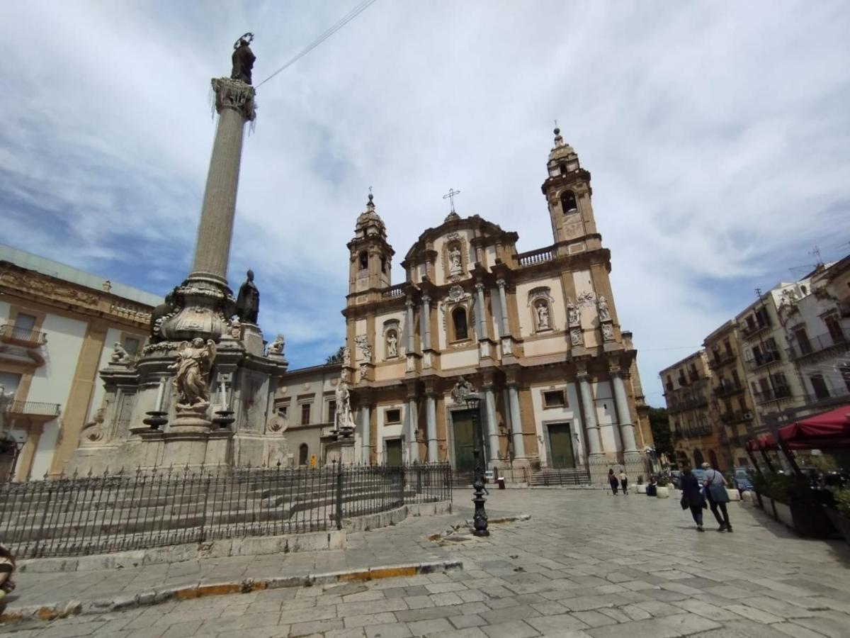 Apartment By The Market Palermo Exterior photo